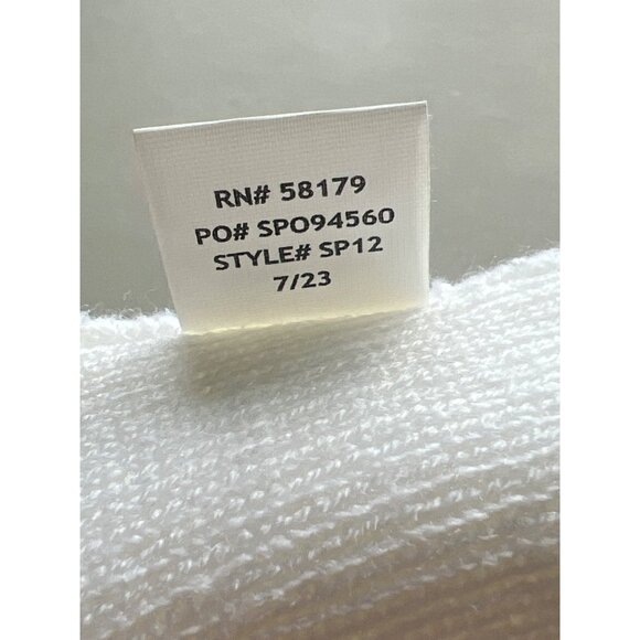 Beechfield Boston Hockey 63 Circle Patch Beanie Hat Unisex OS White Knit College - Picture 5 of 6